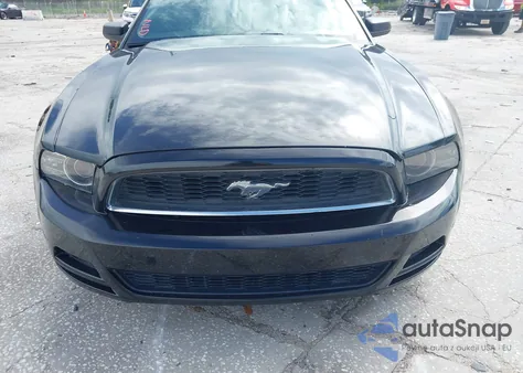 2014 Ford Mustang V6 from USA, damaged, VIN 1ZVBP8EM6E5293246